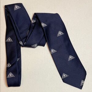 FRAME ‘Telephone Pioneers of America’ Graphic Preppy Polyester Navy Blue Tie
